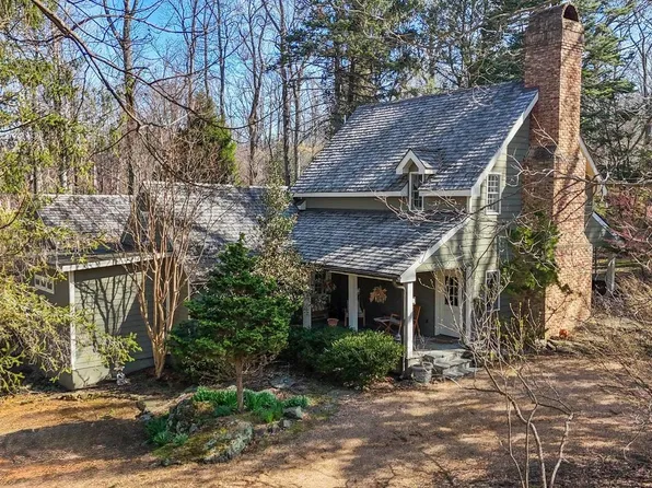 17641 Raven Rocks Rd, Bluemont, VA 20135