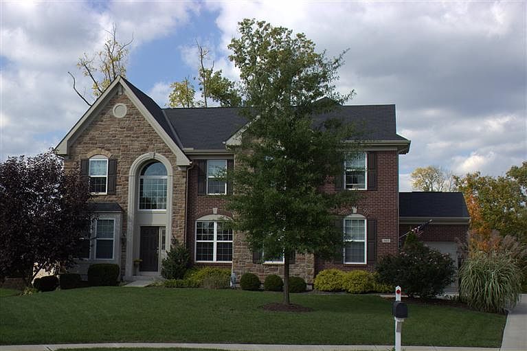 1st image of 365 Old Willow Ct