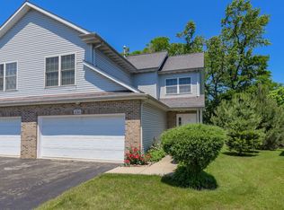 436 Kammes Ct, West Chicago, IL 60185