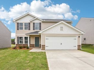 327 Fox Trot Trl, Hogansville, GA 30230