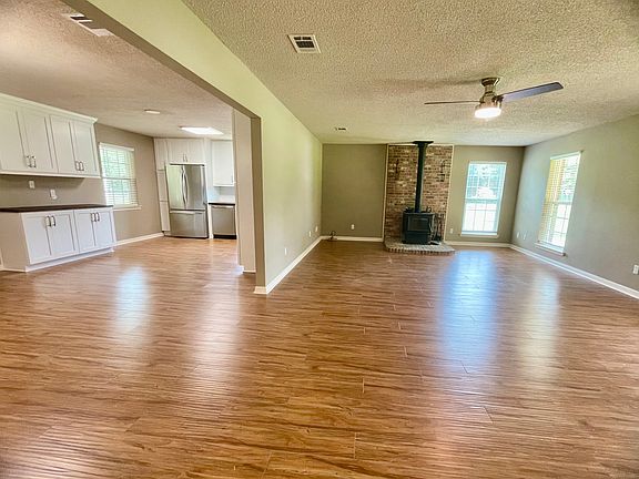 3rd image of 7835 Chetwood Dr