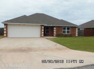 130 Arapaho St, Geronimo, OK 73543