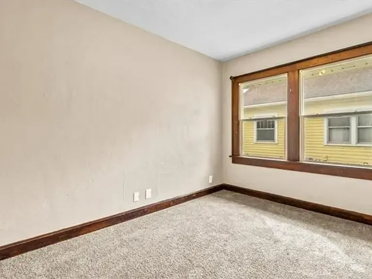 1028 Columbia Ave — Photo 17