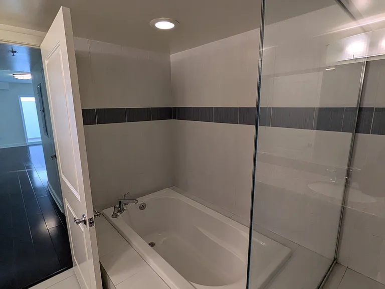 11551 Santa Monica Blvd #200 — Photo 15