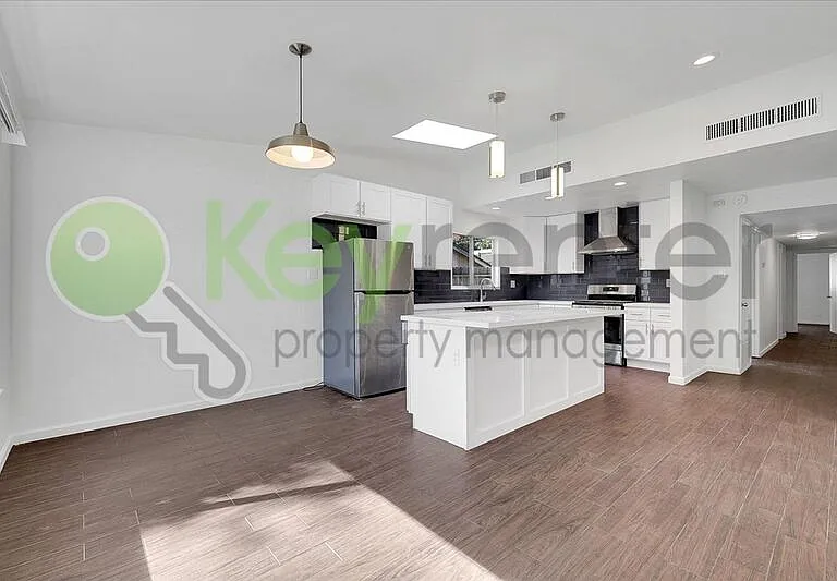 8133 Molokai Way — Photo 11