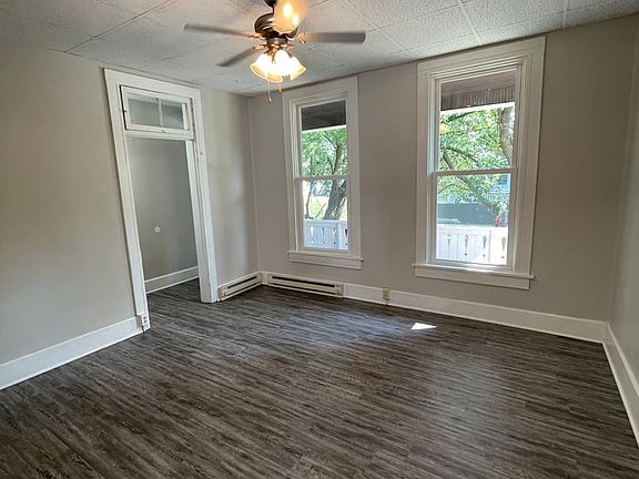 5th image of 112 Lincoln St APT 1