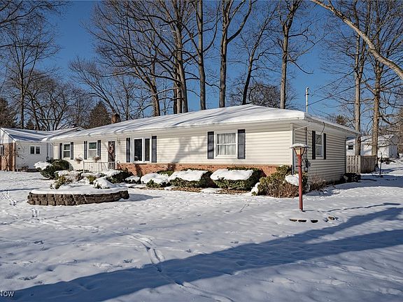 2nd image of 257 Forestwood Dr
