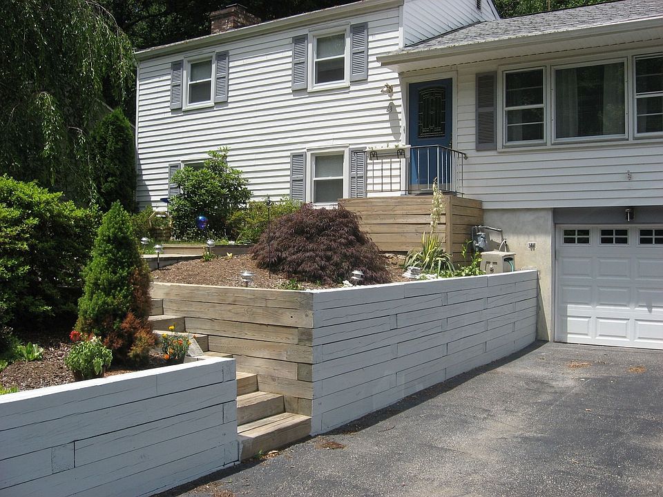 43 Warren Trail