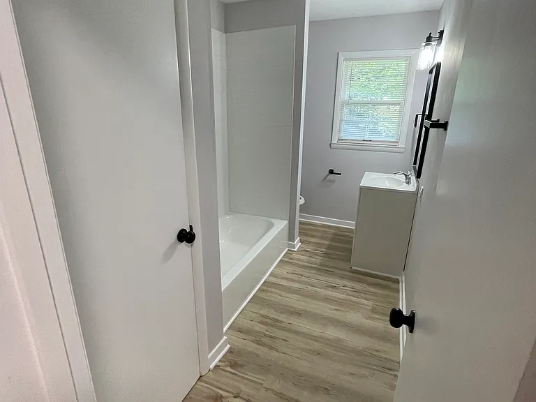 7840 Campbell St — Photo 15