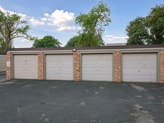 4th image of 6399 Barrie Rd