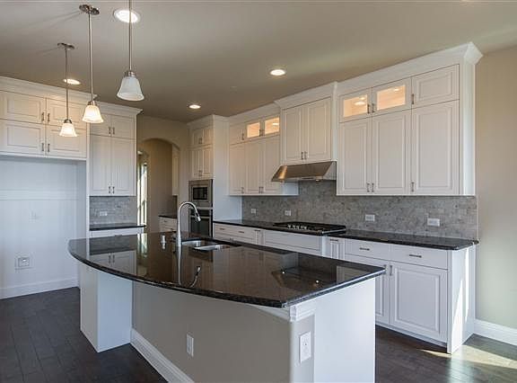 2nd image of 10837 Pedernales Falls Dr