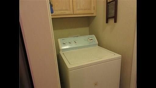 5th image of 4018 Karen Dr