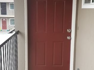 1560 Valley View Rd APT 17, Hollister, CA 95023