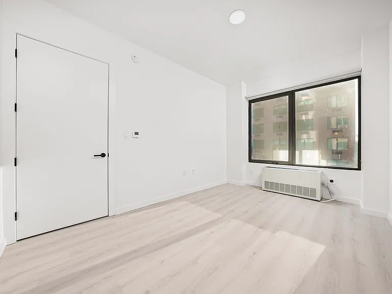 138 Bruckner Blvd #8608 — Photo 5
