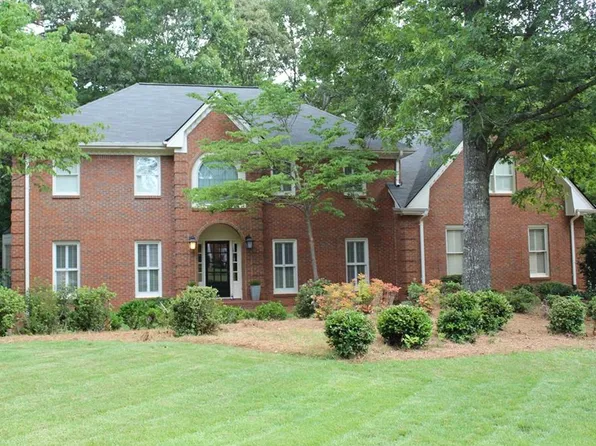 12010 Brookfield Club Dr, Roswell, GA 30075