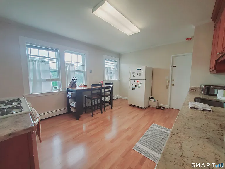 100 Colonial Rd #2 — Photo 2