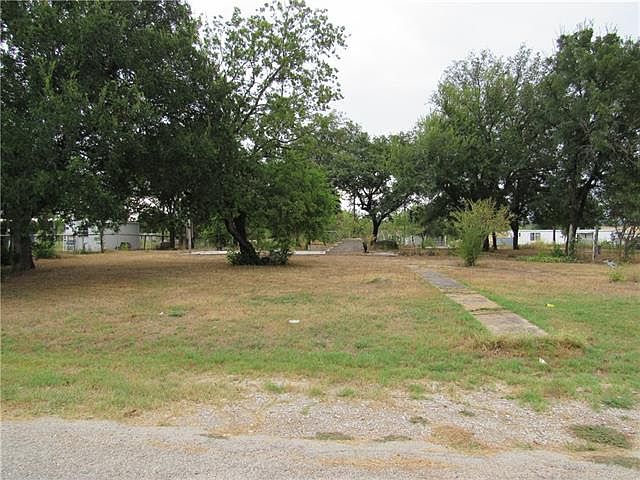 2nd image of 103 Cactus Ln