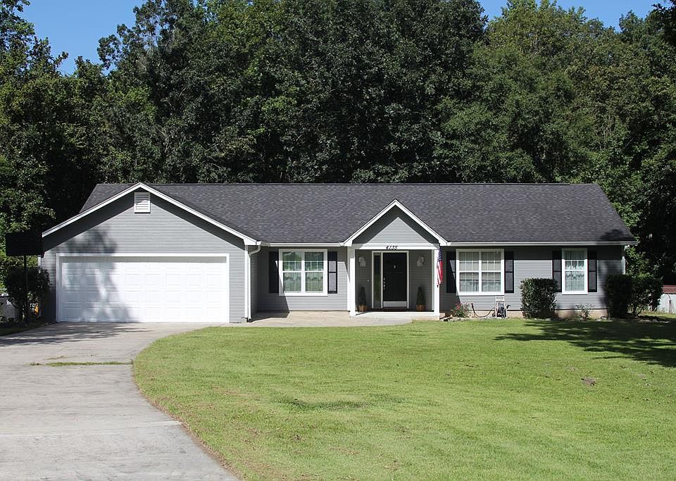 1st image of 4135 Clay Dr