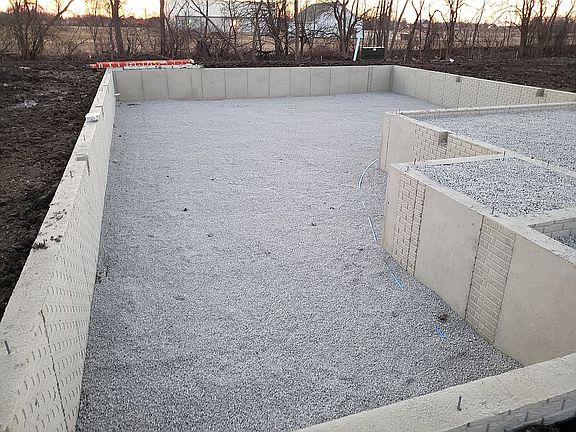 5th image of 230 Bay Harbour Ct W