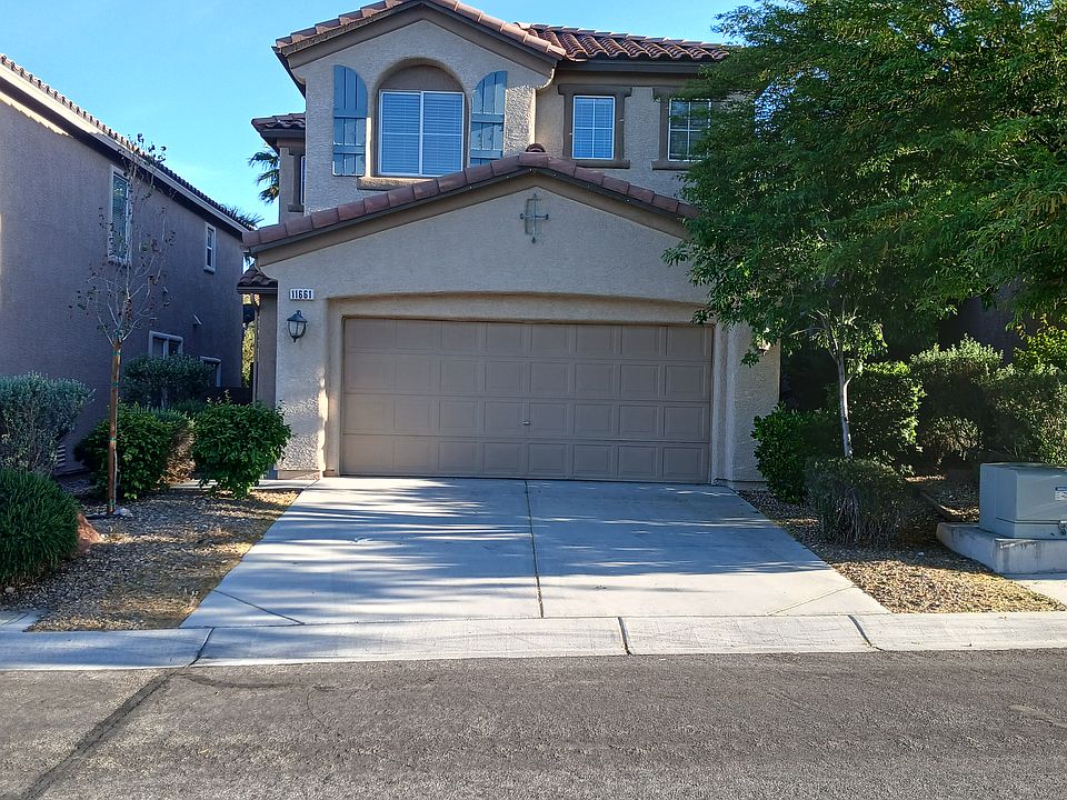 1st image of 11661 Royal Derwent Ave
