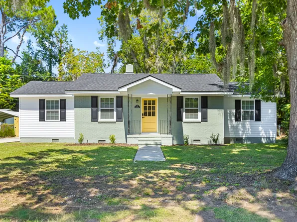12 Parkwood Dr, Savannah, GA 31404