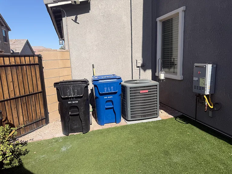 156 N 56th Pl — Photo 17