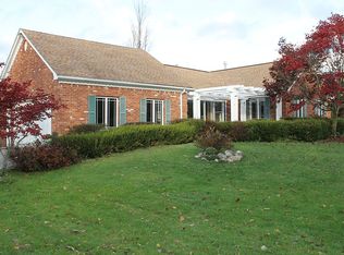 2100 Lapham Rd, East Aurora, NY 14052