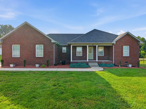 738 Sycamore Dr, Springfield, TN 37172