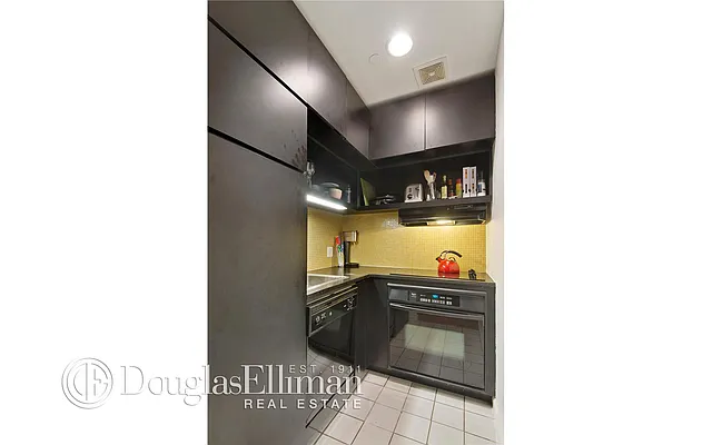 Sold by Douglas Elliman | media 4