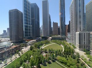 201 N Westshore Dr APT 2103, Chicago, IL 60601