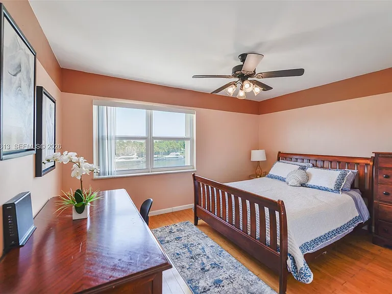 401 Golden Isles Dr #312 — Photo 28