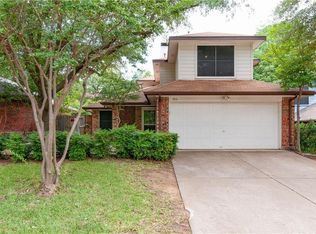 1711 Overlook Dr, Grapevine, TX 76051