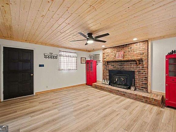 5th image of 68 Hawk Ln