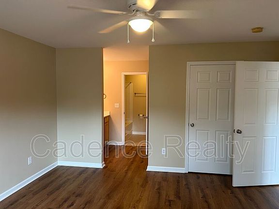 4th image of 4416 Jaybird Cir Unit 105