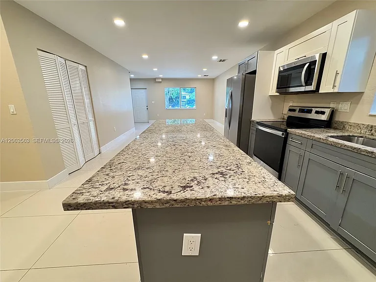 1770 NW 55th St #1 — Photo 23