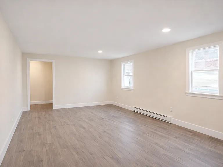 312 1/2 Walnut Ave — Photo 4