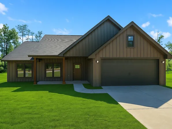 190 Faulkner Ave, Coldspring, TX 77331