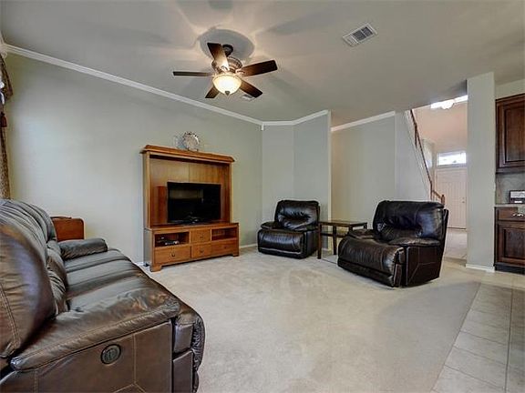 4th image of 1609 Melissa Oaks Ln