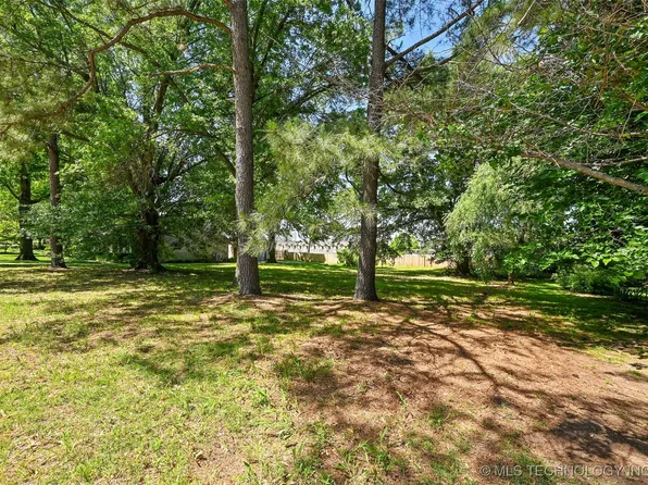 6734 S Atlanta Ave, Tulsa, OK 74136