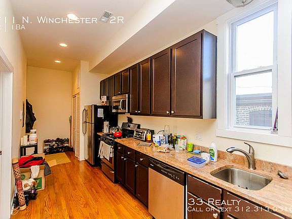 2nd image of 1711 N Winchester Ave APT 2R