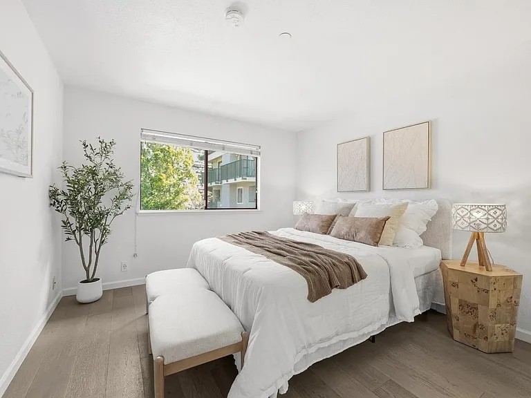 4151 El Camino Way #M — Photo 14