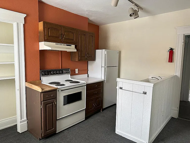 839 Heberton St #2 — Photo 4