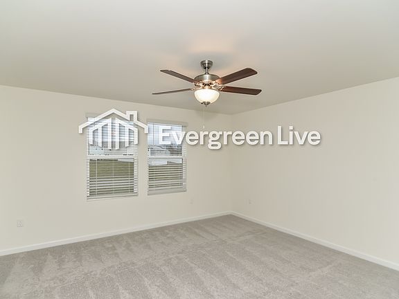 3rd image of 154 Snowdrop Ave