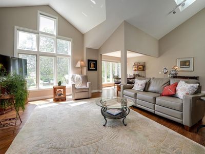 5328 Lighthouse Bay Drive, Madison, WI, 53704