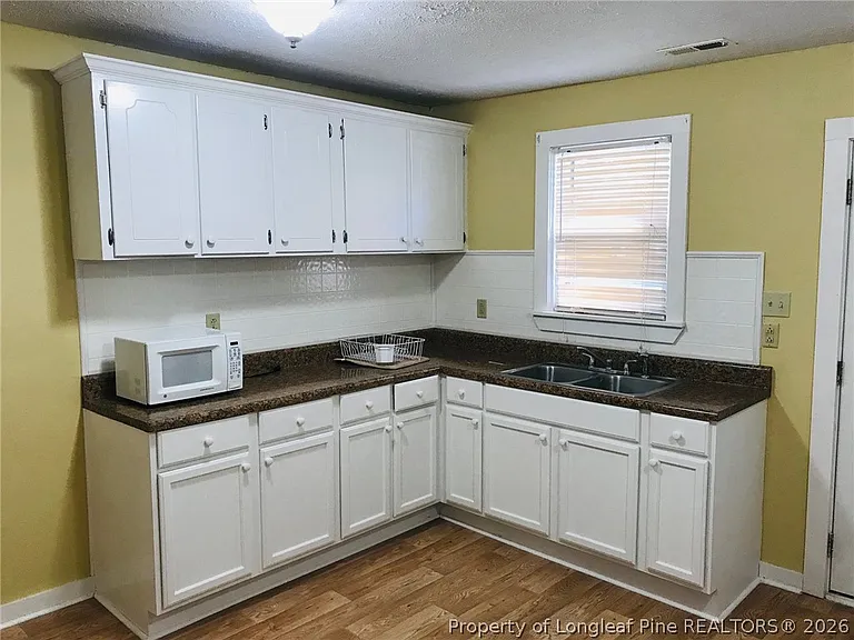 73 Delmar St — Photo 11