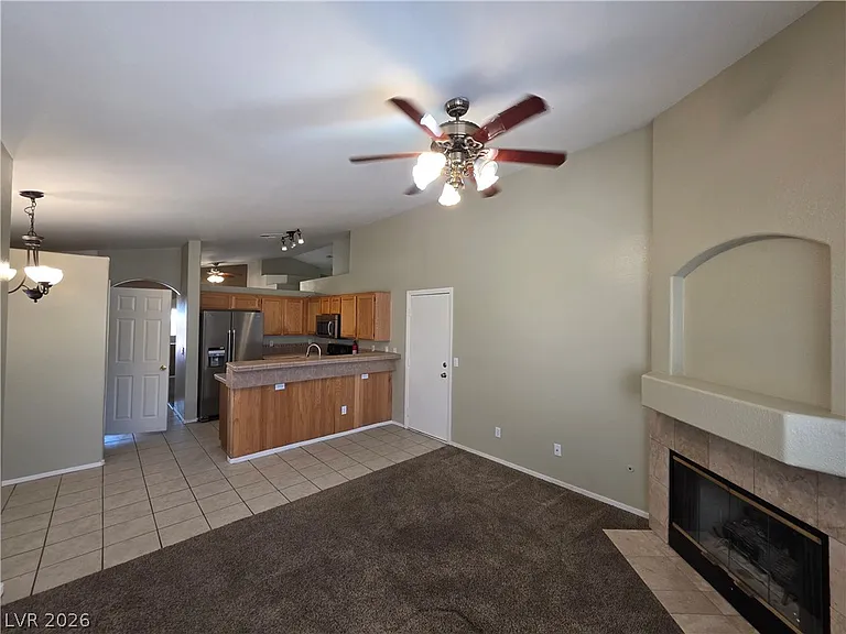 6674 Jordan River Dr — Photo 32