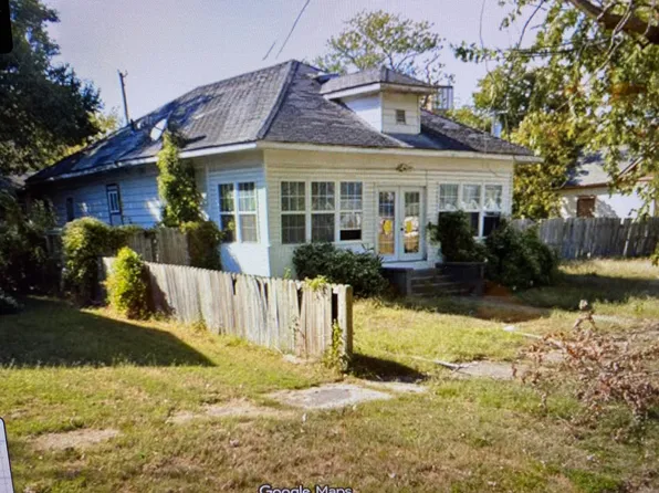 121 C St NE, Miami, OK 74354