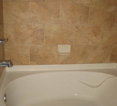 4th image of 1531 W Lemon St APT 2106