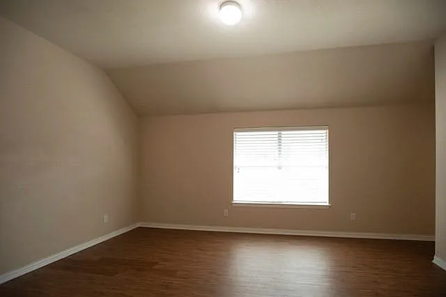 8000 Raintree Dr — Photo 11