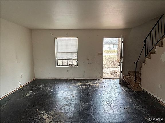 5th image of 9305 Scottdale Ave